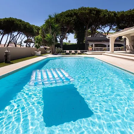 Feriehus In Puerto Cabopino