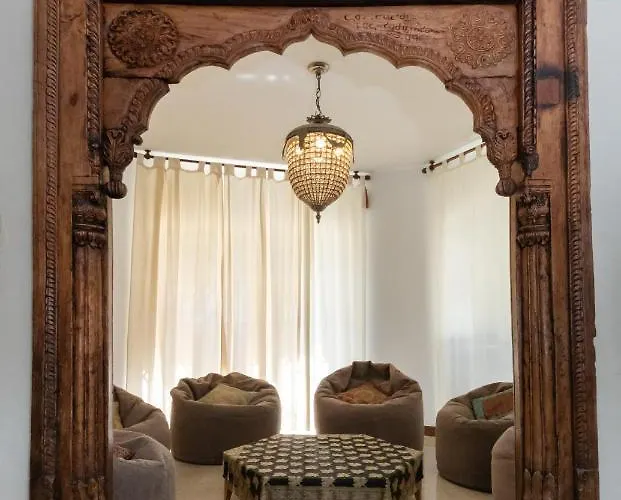 In Puerto Cabopino *