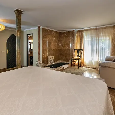 別荘 In Puerto Cabopino